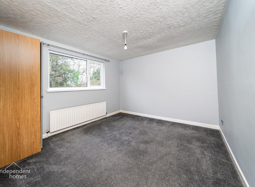 6 Inverbeg Court, Larne, BT40 3DF