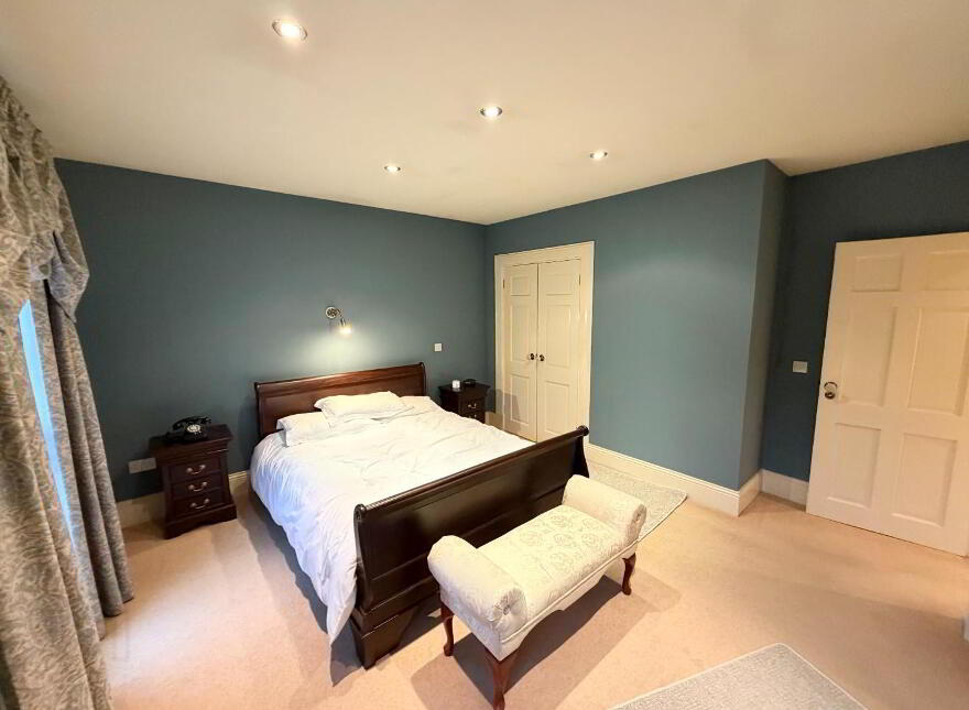 19 Buncrana Road, Derry, BT48 8LA