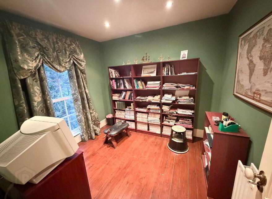 19 Buncrana Road, Derry, BT48 8LA