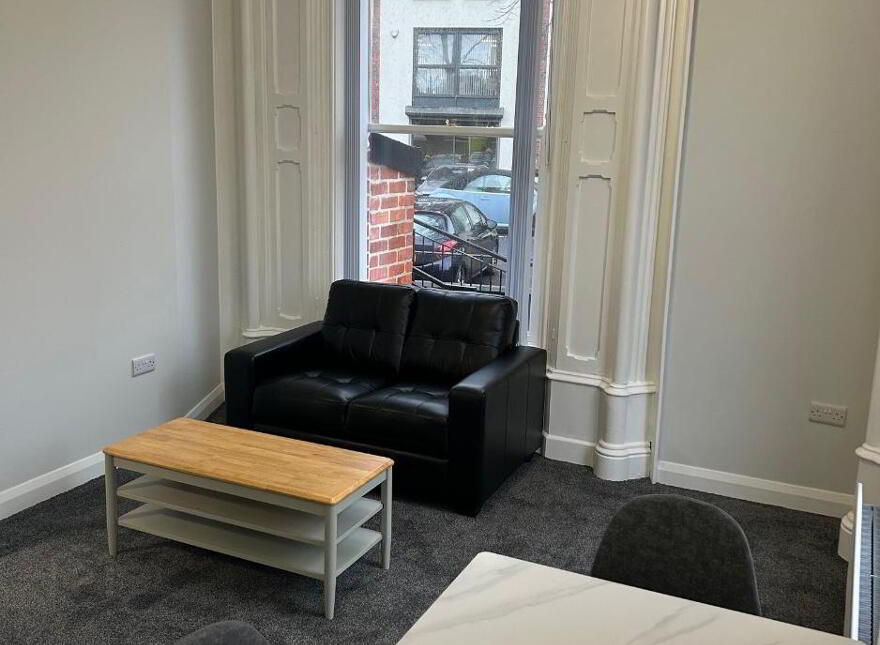 Unit 2, 7 Elmwood Avenue, Lisburn Road, Belfast, BT9 6AZ