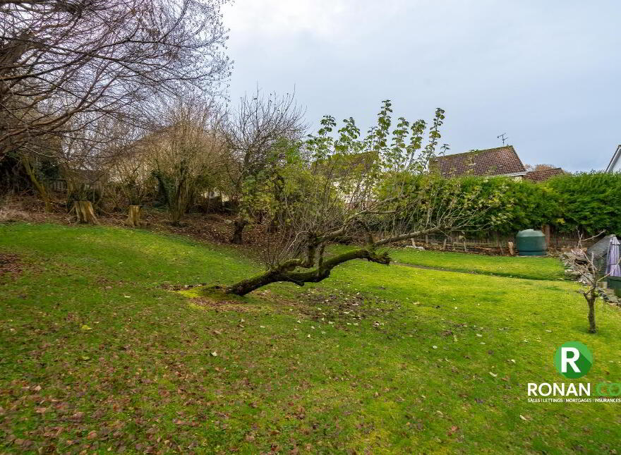 19 Tulacorr Drive, Strabane, BT82 8LQ