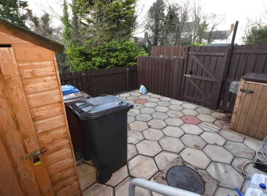 Townhouse, Mount Royal, Donaghadee, BT21 0QY