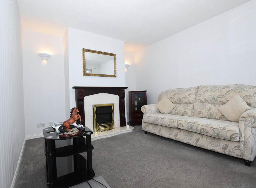 Townhouse, Mount Royal, Donaghadee, BT21 0QY