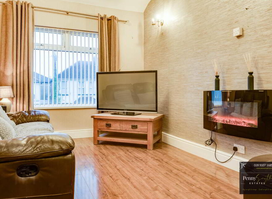 19a Clandeboye Road, Bangor, BT20 3LB