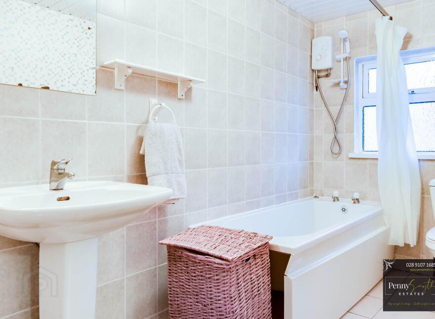19a Clandeboye Road, Bangor, BT20 3LB