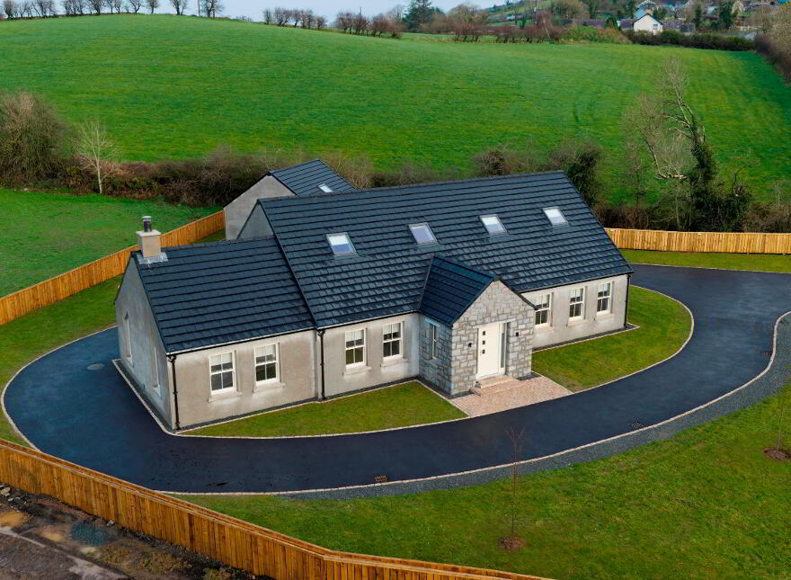 40 Ballela Road, Banbridge, BT32 3TF