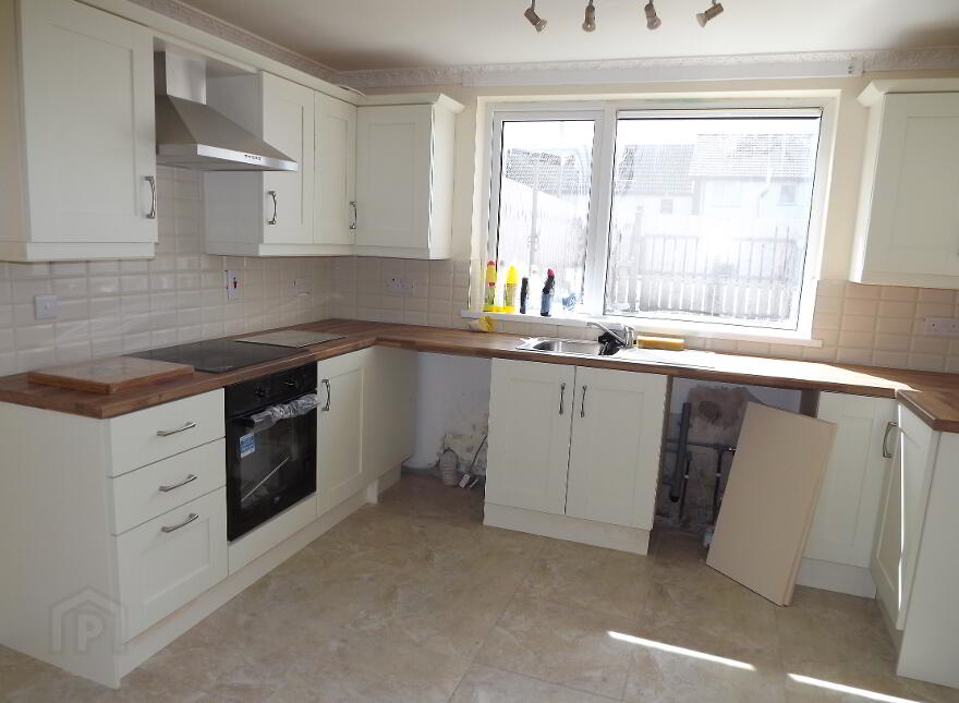 10 Glassheena Road, Downpatrick, BT30 6PL