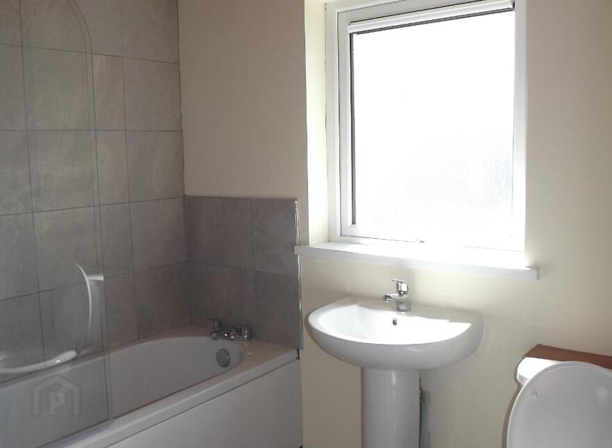 10 Glassheena Road, Downpatrick, BT30 6PL