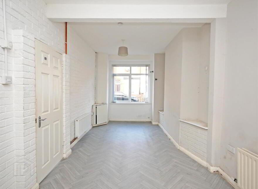 45 Farnham Street, Ormeau Road, Belfast, BT7 2FL