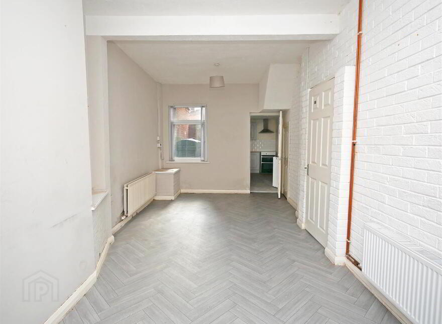45 Farnham Street, Ormeau Road, Belfast, BT7 2FL