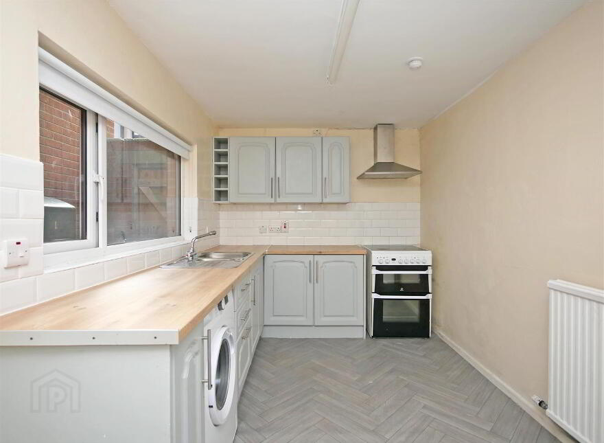 45 Farnham Street, Ormeau Road, Belfast, BT7 2FL