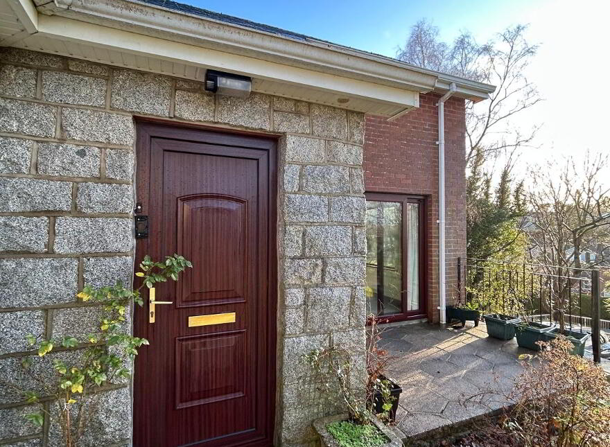 8 St Julians Road, Omagh, BT79 7HQ