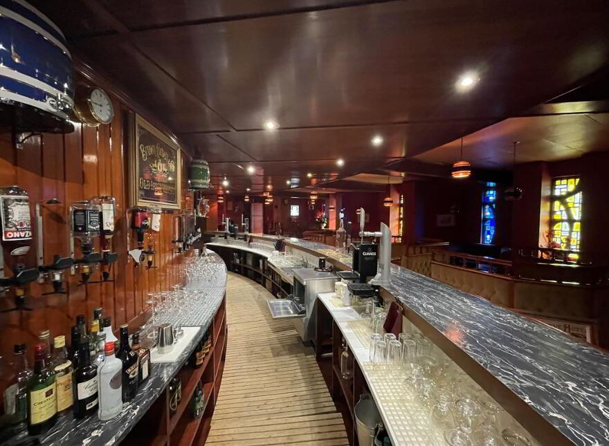 Silver Eel, 135 Lurgan Road, Glenavy, BT29 4NA