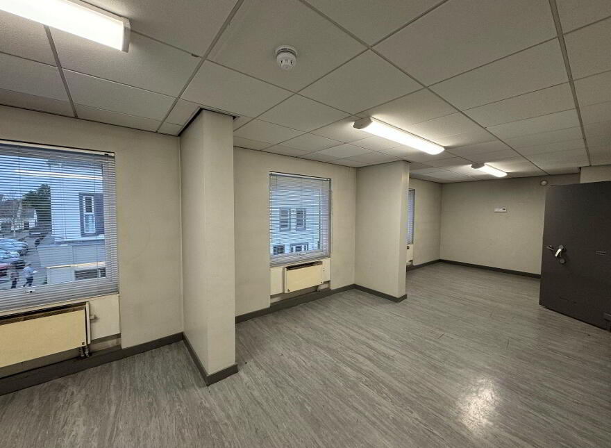 C. 954 First Floor Offices Sq Ft (, 88.66 Sq M), 1A Killinchy Stre...Newtownards, BT23 5AP