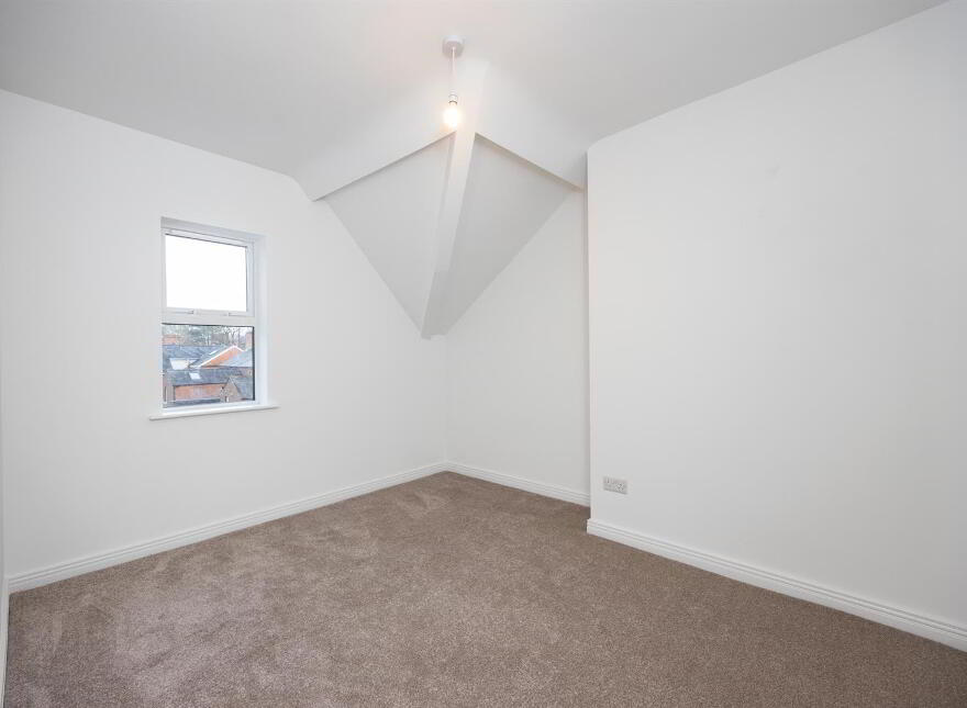 686 Ravenhill Road, Belfast, BT6 0BZ