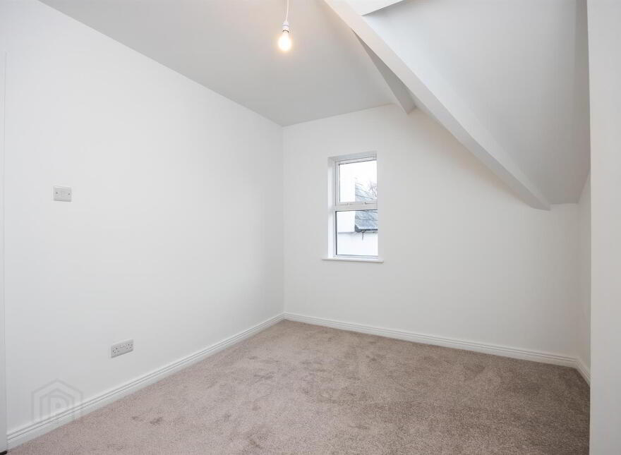 686 Ravenhill Road, Belfast, BT6 0BZ