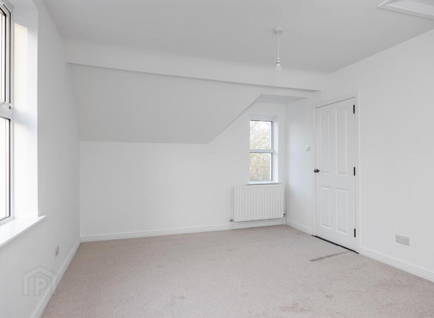 686 Ravenhill Road, Belfast, BT6 0BZ