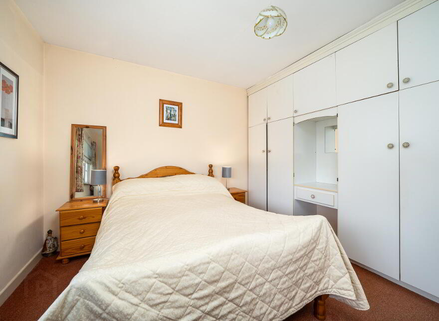 26 Retreat Heights, Retreat, Athlone, N37AV66