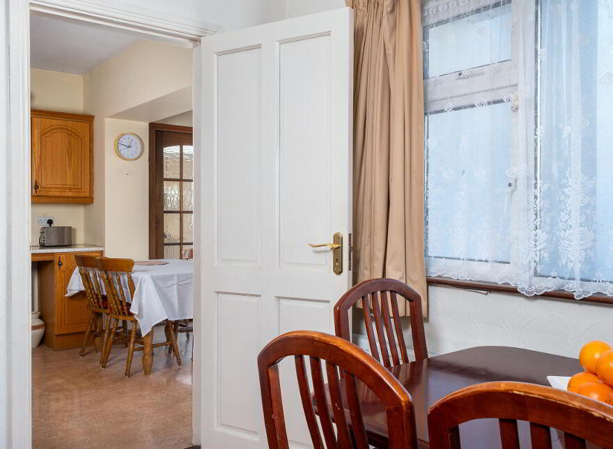 26 Retreat Heights, Retreat, Athlone, N37AV66