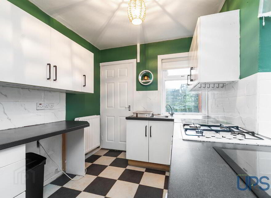 28 Whiterock Gardens, Belfast, BT12 7PS