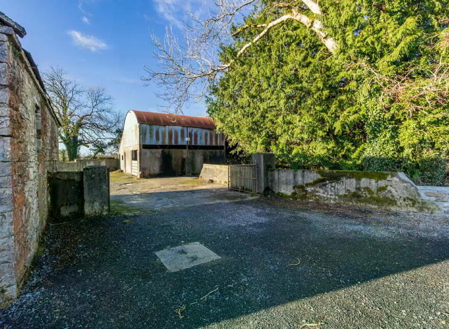 Collindale, Aghalustia, Ballaghderreen, F45NX23