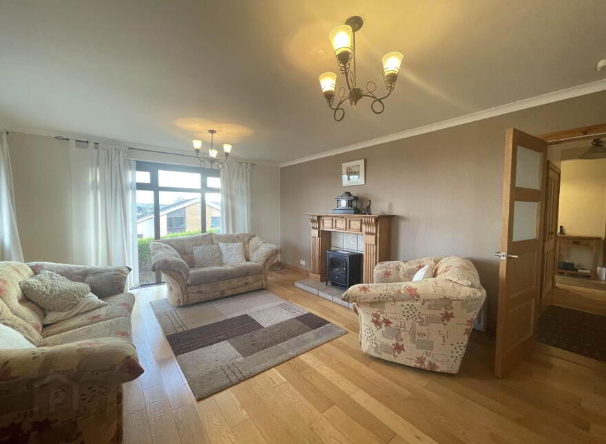 19 Duneira Park, Larne, BT40 1PF
