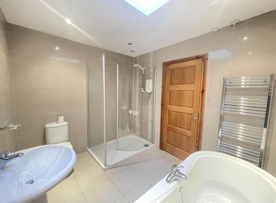 19 Duneira Park, Larne, BT40 1PF