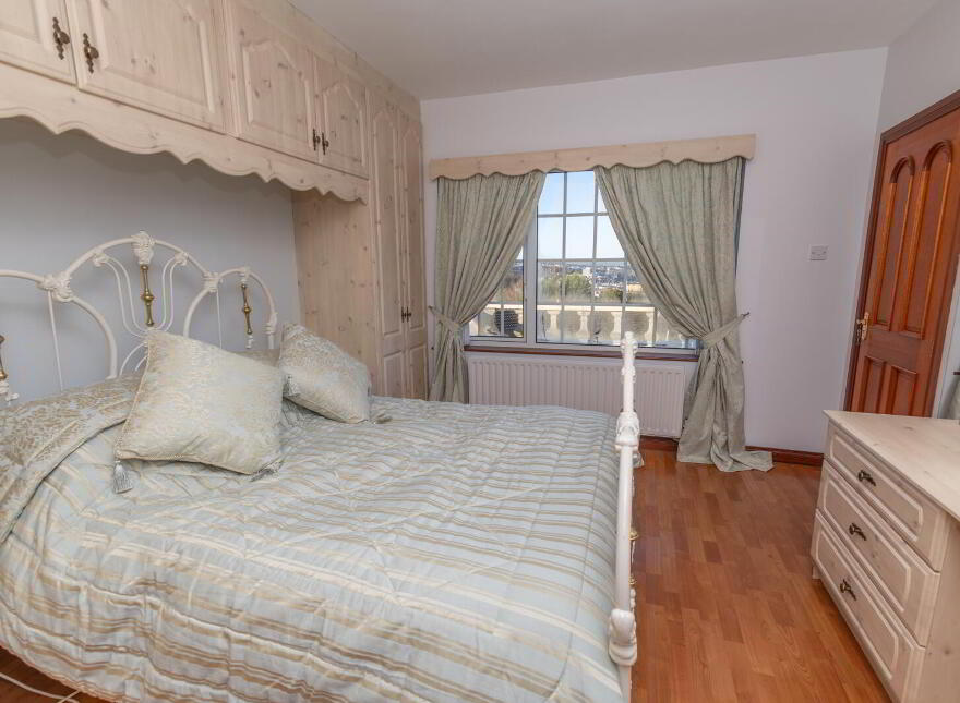 1 Ballyholland Road, Newry, BT34 2QL