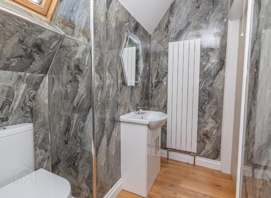 1 Ballyholland Road, Newry, BT34 2QL