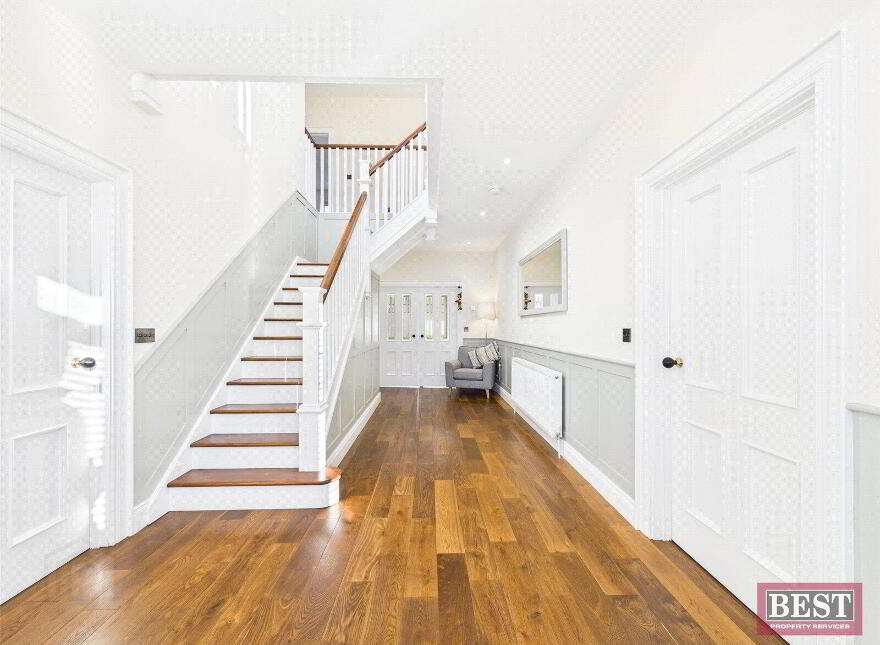44 Seafields, Warrenpoint, Newry, BT34 3TG