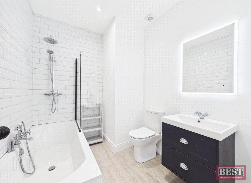 44 Seafields, Warrenpoint, Newry, BT34 3TG