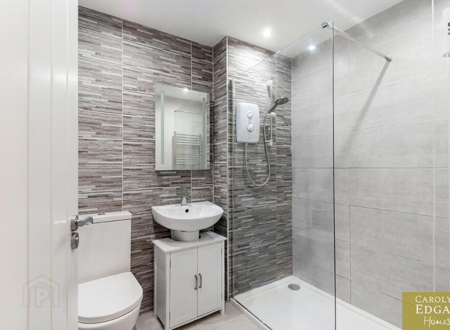 Apt 1 Whitkirk House, 27 Main Street, Ballywalter, Newtownards, BT22 2PJ