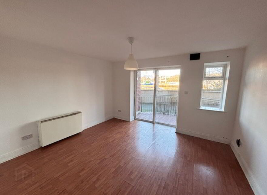 Apt 3, Pier Court, Castle Road, Blackrock, T12PN47