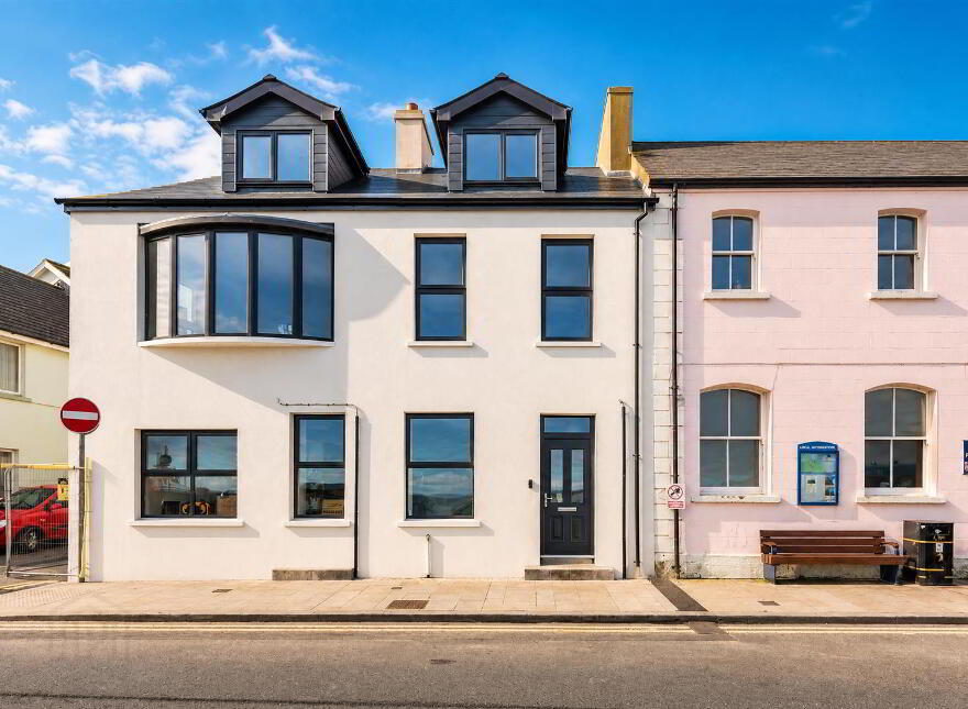 7 Parade, Donaghadee, BT21 0AE
