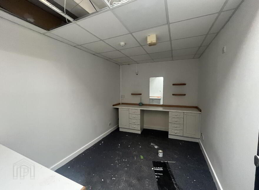 16 Market Square North, Lisburn, BT28 1AF