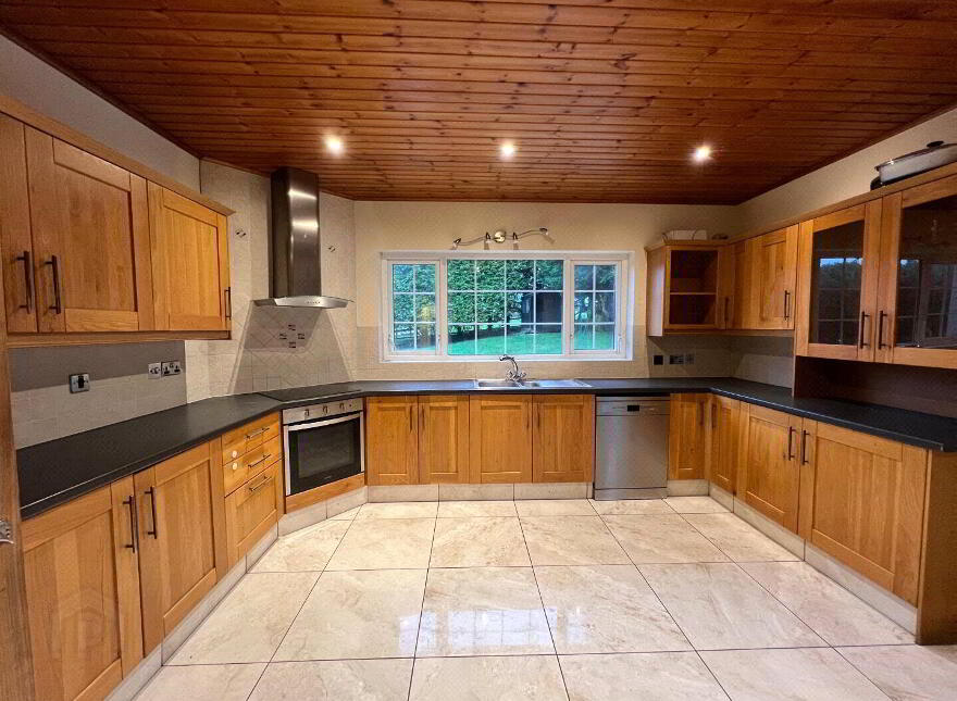 167 Roguery Road, Toomebridge, BT41 3RR