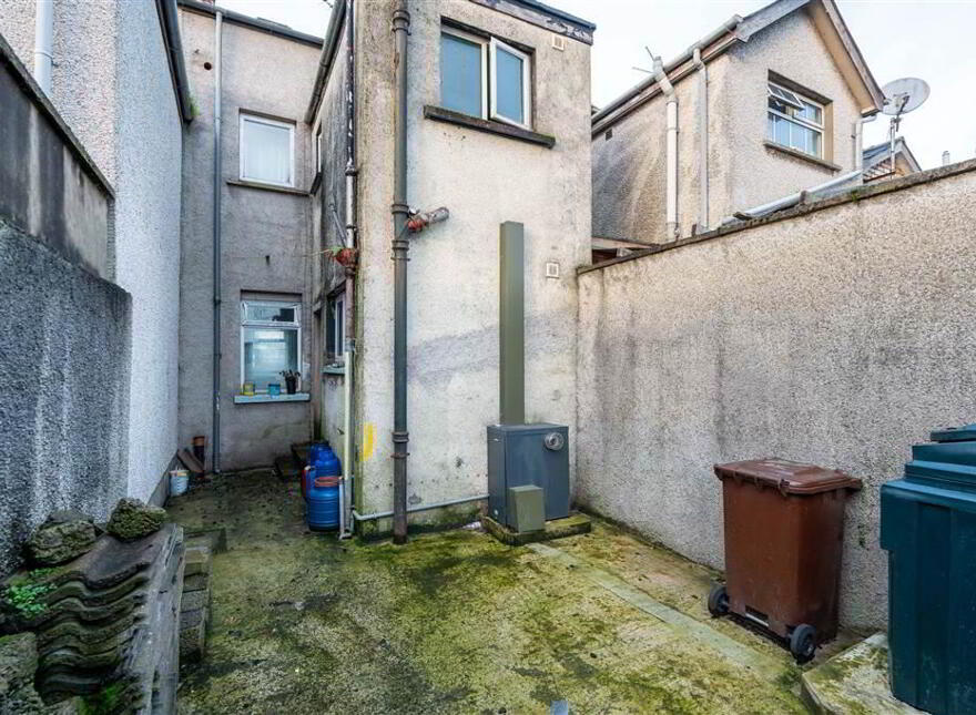 198 Queen Street, Ballymena, BT42 2BQ