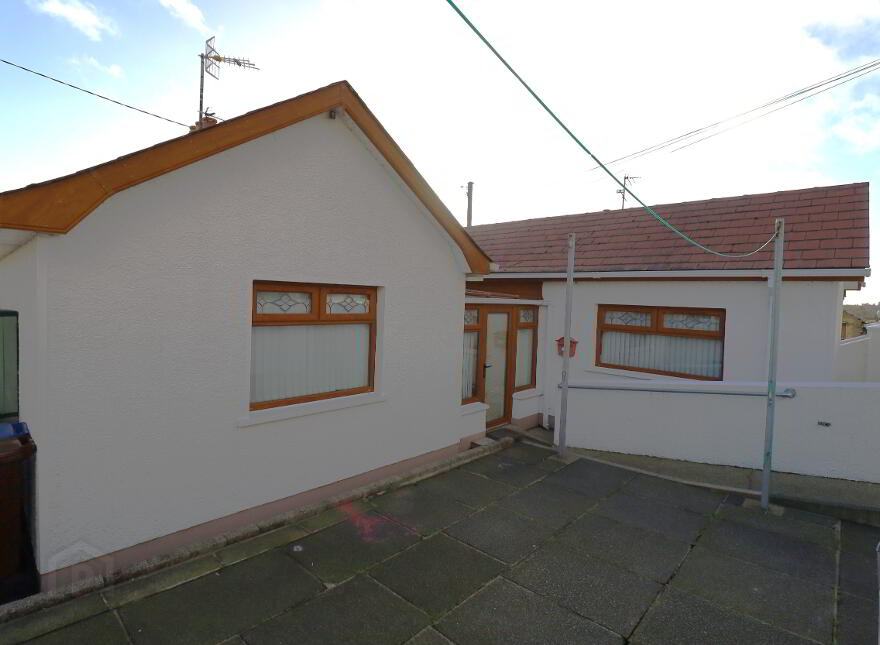 2 Dunmore Cottages, Glassdrumman, Annalong, BT34 4RF
