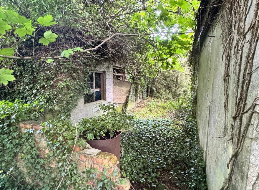 Derryvalley, Ballybay