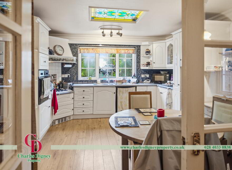 Marino, 40 Seaview, Warrenpoint, BT34 3NJ