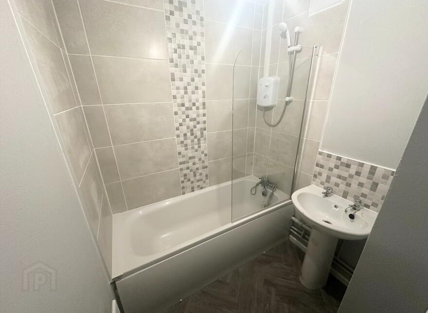 8 Constance Street, Belfast, BT5 4QF