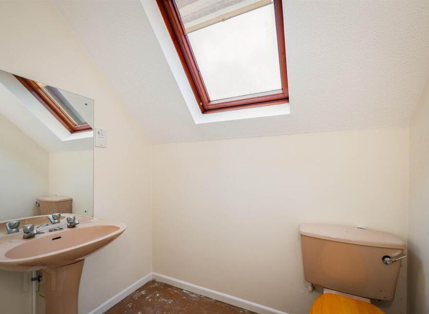4 Orchard Close, Off Cherryvalley Park, Belfast, BT5 6PW
