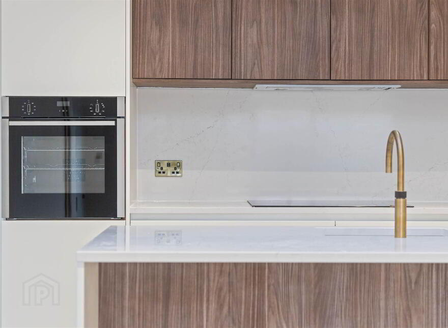 Townhouse With Private Elevator, 3 Priory Gate, Priory Park, Holywood, BT18 0LG