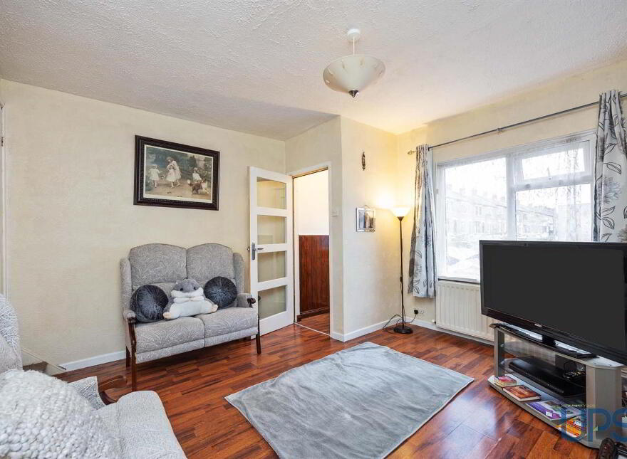 40 Iveagh Street, Falls Road, Belfast, BT12 6AU