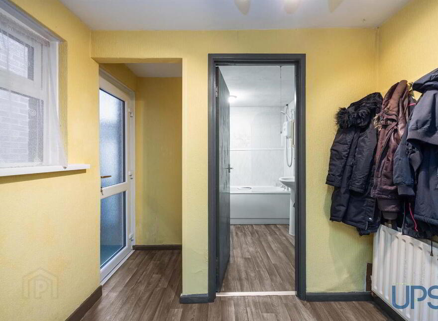 40 Iveagh Street, Falls Road, Belfast, BT12 6AU