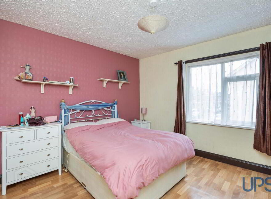 40 Iveagh Street, Falls Road, Belfast, BT12 6AU