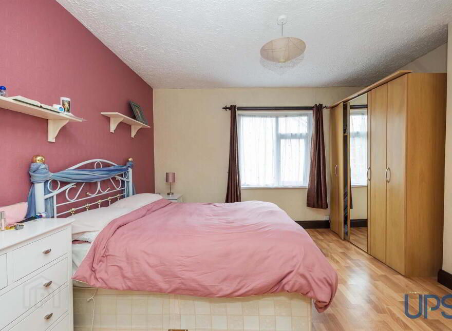 40 Iveagh Street, Falls Road, Belfast, BT12 6AU