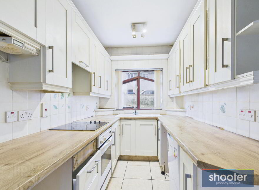 16 Derrybeg Drive, Newry, BT35 6ES