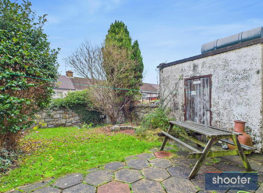16 Derrybeg Drive, Newry, BT35 6ES