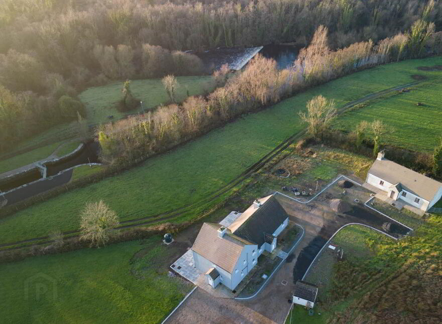 Dernish Cottage, Corraquil Cottages, Teemore, Enniskillen, BT92 9FT
